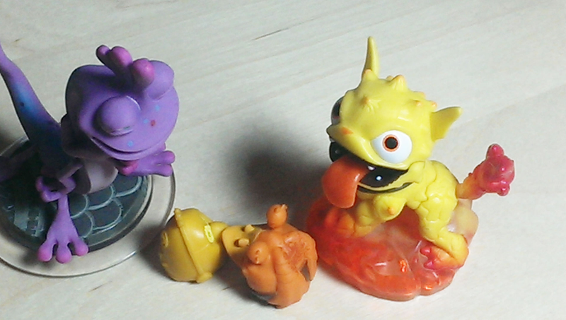 Illustration for article titled The Angry Birds Star Wars II Toys Are Out. Let's Play While We Wait.